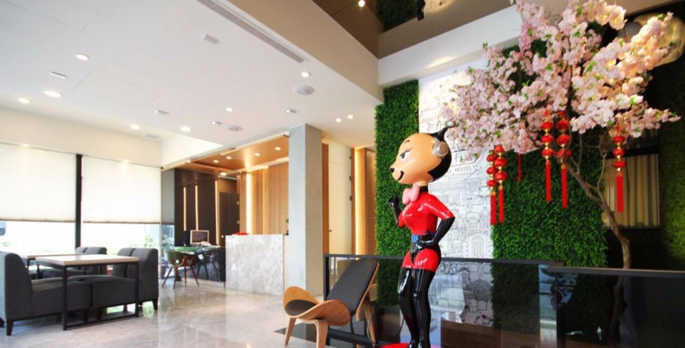 ティアンリ ホテル 台南 エクステリア 写真