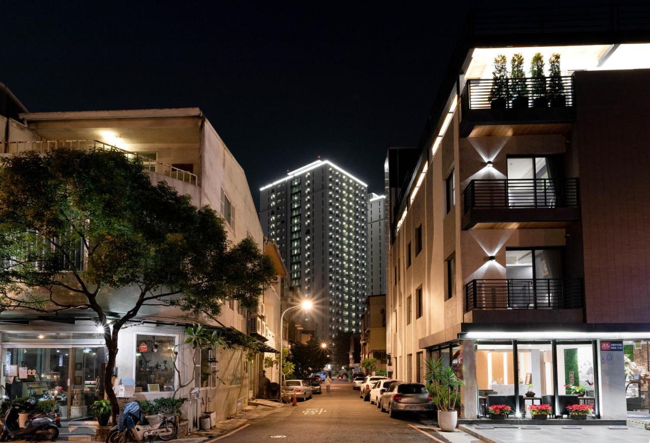 ティアンリ ホテル 台南 エクステリア 写真
